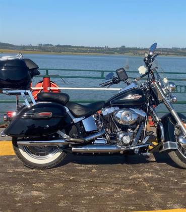 HARLEY-DAVIDSON SOFTAIL HERITAGE CLASSIC 